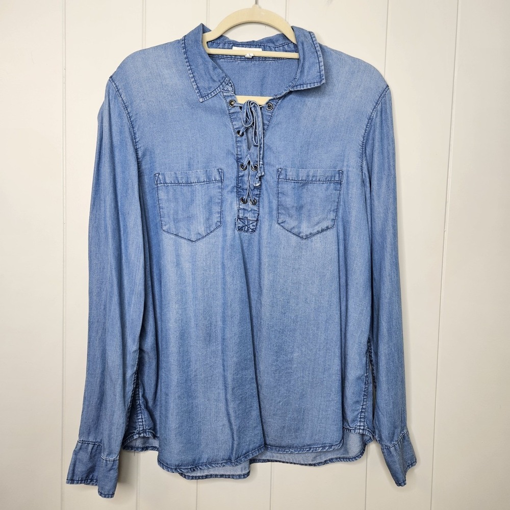 Maurices Pullover Top Large Lightweight Soft Material